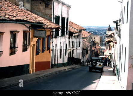 Straße im Stadtteil La Candalaria Bogota, Kolumbien Stockfoto