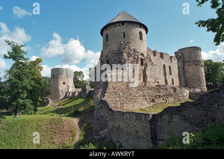 Ruinen der mittelalterlichen Burg Cesis, Lettland Stockfoto