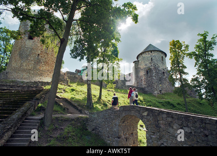 Ruinen der mittelalterlichen Burg Cesis, Lettland Stockfoto