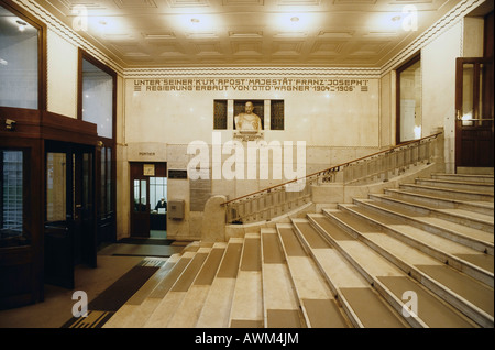 Büste von Kaiser Franz Joseph ich neben die Treppe hinauf die Oesterreichische Postsparkasse, Jugendstil Bankgebäude ich Stockfoto