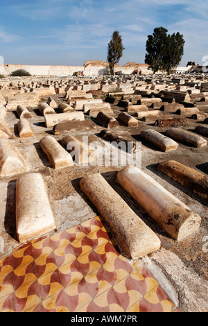 Alter jüdischer Friedhof im historischen Stadtviertel Mellah, Medina, Marrakesch, Marokko, Afrika Stockfoto