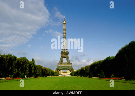 Park in der Nähe von Turm, Eiffelturm, Paris, Frankreich Stockfoto