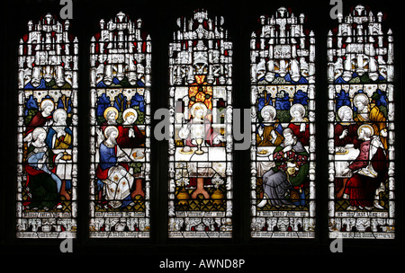 Buntglasfenster von Clayton & Bell mit Darstellung des letzten Abendmahls, St. Michaels und All Angels Church, Uffington, Stamford, Lincolnshire Stockfoto