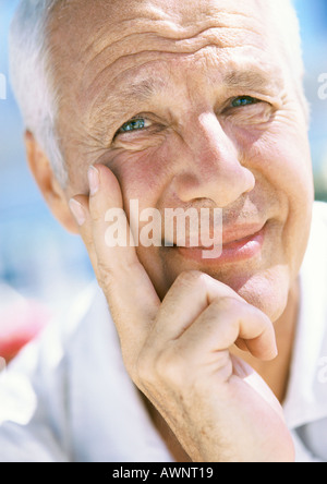 Reifer Mann Gesicht, Blick in die Kamera, Nahaufnahme, Porträt Stockfoto