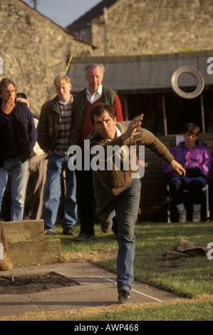 Zitiert Wettkampfspiel traditioneller Sport, Snape North Yorkshire England 1990s UK HOMER SYKES Stockfoto