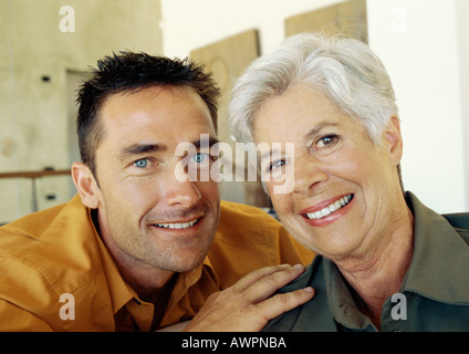 Mann und Senior Frau, Lächeln, Porträt Stockfoto
