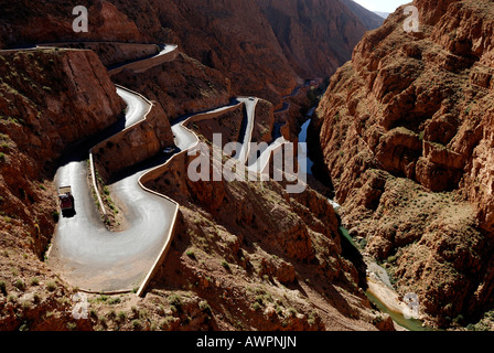 Passstrasse durch das Atlas-Gebirge, Dades Schlucht, Marokko, Nordafrika Stockfoto