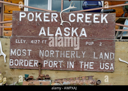 Poker Creek zu unterzeichnen, an der Grenze zwischen Yukon und Alaska, USA Stockfoto