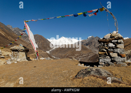 Blick vom Machhermo in Richtung Gokyo mit Cho Oyu (8201), Sagarmatha Nationalpark, Khumbu Himal, Nepal Stockfoto