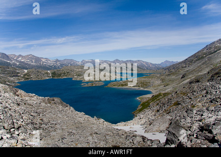 Berglandschaft und Crater Lake, Chilkoot Trail, British Columbia, Kanada Stockfoto