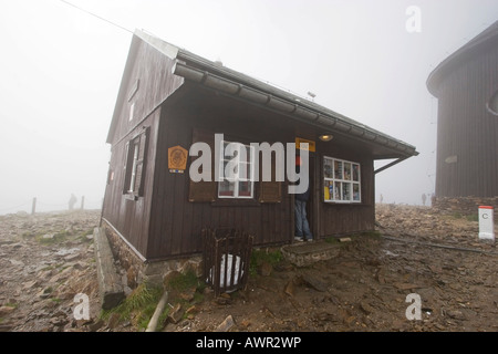 Postamt am Berg, Snzka Berg, 1602 m, Riesengebirge, Tschechische Republik Stockfoto