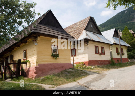 Vlkolínec, typisches Bergdorf auf dem Velká Fatra Gebirge, UNESCO-Weltkulturerbe, Slowakei Stockfoto