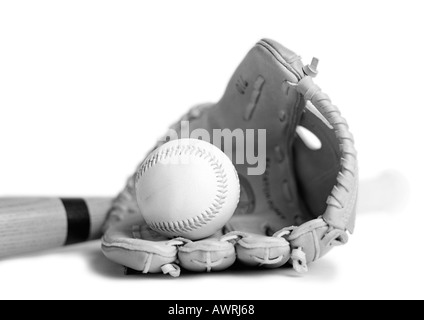 Baseball-Handschuh, Ball und Schläger, Nahaufnahme, b&w. Stockfoto