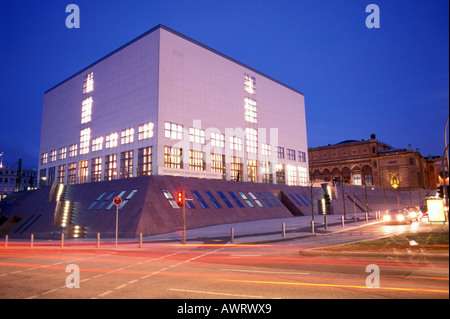 Galerie der Gegenwart in der Nacht, Hamburg, Deutschland, Europa: Erweiterung der Arts Center. Wechselnde Ausstellung für Moderne Kunst Stockfoto