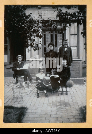 1905 Vintage Foto einer Familie Stockfoto