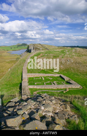 Milecastle 39 auf Hadrian Wall, Blickrichtung Crag Lough, in der Nähe von einst gebraut, Northumberland, England Stockfoto