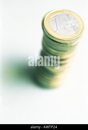 Stapel von Euro-Münzen, erhöhten Blick, Nahaufnahme Stockfoto