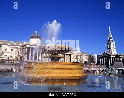 Trafalgar Square Brunnen National Gallery und St. Martin in den Bereichen London England UK Stockfoto