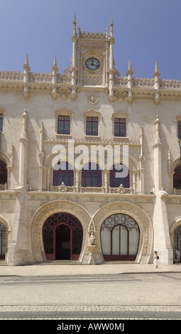 Portugal Lissabon Rossio Bahnhof Station Fassade ein Neo-manuelinischen Stil Gebäude im Stadtteil Baixa Stadtzentrum Stockfoto