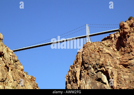 Welt s höchste Hängebrücke 1 053 ft über dem Fluss überquert Royal Gorge Colorado USA über den Arkansas River Stockfoto