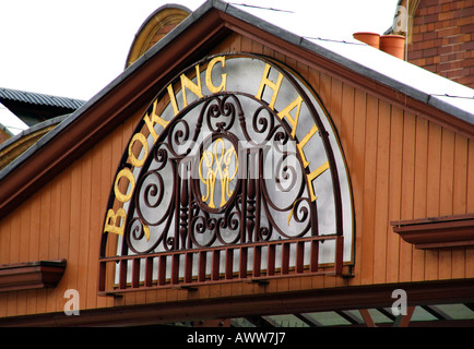 Buchung-Halle Schild am Bahnhof Birmingham Moor Street Stockfoto