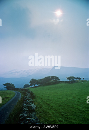 Misty anzeigen Cader Idris Süden westlich von Ortszentrum Höhe 2927 Füße Arthur s Stuhl Nord-Wales Stockfoto