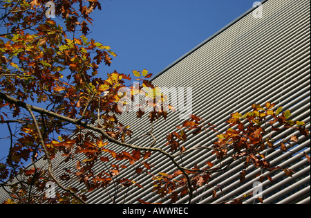 Moderne Fassade auf South Bank in London Stockfoto