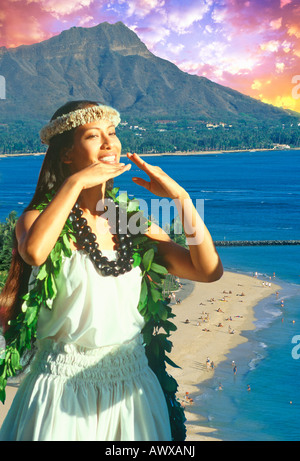 Zusammengesetztes Bild der einheimischen hawaiianischen Tänzerin und Diamond Head in Oahu, Hawaii Stockfoto