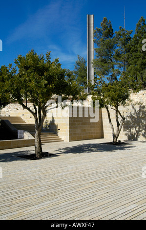 Avenue der Gerechten unter den Nationen in Yad Vashem, dem World Holocaust Remembrance Center, in Jerusalem, Israel Stockfoto