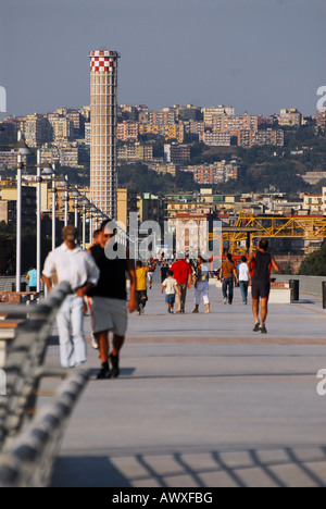 Pontile Nord - Ex Italsider - über Coroglio - Bagnoli Pozzuoli Kampanien Campi Flegrei Italia - Europa Süd-Italien Stockfoto