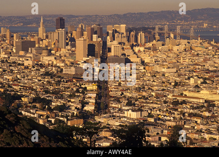 California San Francisco Market Street Blick von Twin Peaks Skyline der Innenstadt Stockfoto