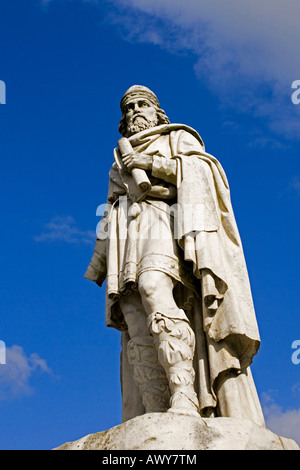 Die beschädigte Statue von König Alfred der Große Marktplatz wantage Oxon uk Stockfoto