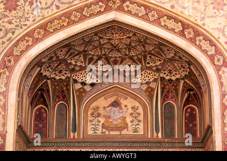 Detail der Ganesh Poll, 'Elephant Gate' (1640), gebaut von Mirza Raja Jai Singh, Amber Fort, Rajasthan, Indien Stockfoto