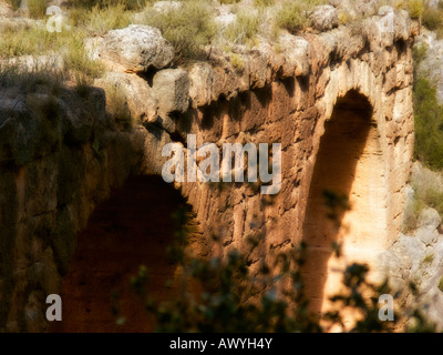 Römischer Aquädukt von Calles (1. Jahrhundert n. Chr.). Los Serranos Land. Provinz Valencia. Comunidad Valenciana. Spanien Stockfoto