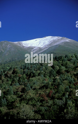 Die Wälder und Berge des nordwestlichen Yunnan Provinz sind äußerst artenreichen unerforscht und jetzt bedroht durch Entwicklung Stockfoto