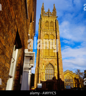 163 zu Füßen ist der Turm der St. Maria Magdalena Kirche Taunton das höchste in Somerset Stockfoto