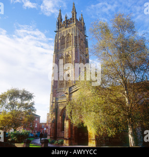 163 zu Füßen ist der Turm der St. Maria Magdalena Kirche Taunton das höchste in Somerset Stockfoto