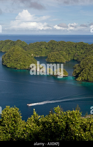 Die Rock Islands von Koror, Palau, Mikronesien gesehen Stockfoto