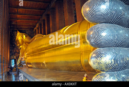 Verlegung von Buddha, Wat Pho, Bangkok, Thailand, Südostasien, Asien Stockfoto