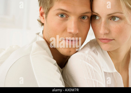 Paar, Porträt, Mann, Blick in die Kamera Stockfoto