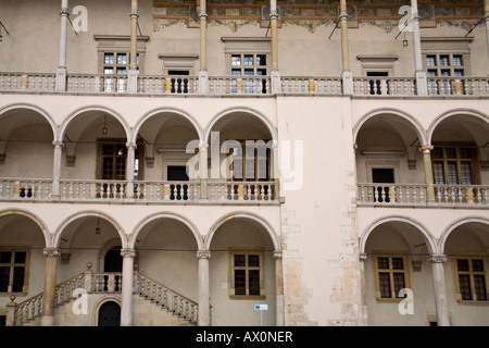 Polen, Krakau, Wawel Hügel, Wawel-Schloss Hof des königlichen Palastes Stockfoto
