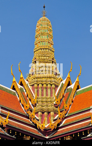 Prasat Phra Thep Bidon (königliches Pantheon) im Wat Phra Kaeo Grand Palace (Tempel des Smaragd-Buddha), Bangkok, Thailand, Südmarokko Stockfoto