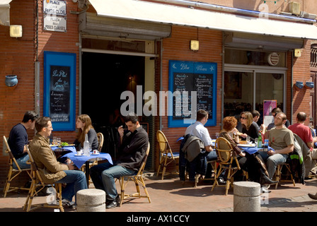 Straßencafé, Altstadt, Toulouse, Midi-Pyrénées, Haut-Garonne, Frankreich Stockfoto