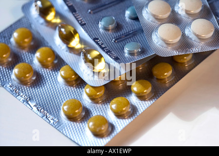 Tabletten in Blisterpackungen, Nahrungsergänzungsmittel Stockfoto