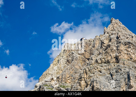 Seilbahn zum Lagazuoi, Passo di Falzarego, Ampezzaner Alpen, Dolomiten, Dolomiten, Südtirol, Italien, Europa Stockfoto