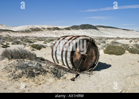 Alte stark verrosteten Wasserfass verboten Diamant-Bereich, Saddlehill, Atlantik, Namibia, Afrika Stockfoto