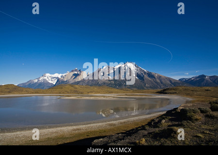 Landschaft im Torres del Paine-Massivs, Nationalpark Torres del Paine, Patagonien, Chile, Südamerika Stockfoto