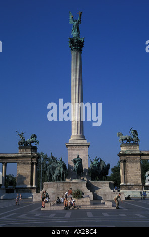 Das Millennium-Denkmal in Heroes Square Budapest Stockfoto