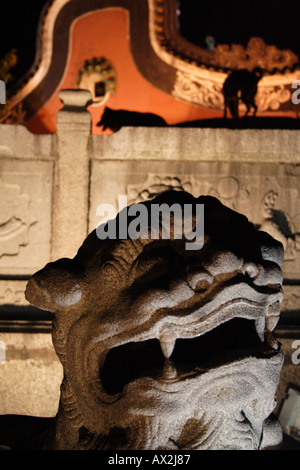 Nachts an der A-Ma oder Tin Hau Tempel in Macau Stockfoto