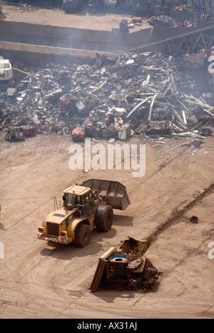 LUFTAUFNAHME VON EINEM SCHROTTPLATZ METALL IN AVONMOUTH DOCKS BRISTOL UK Stockfoto